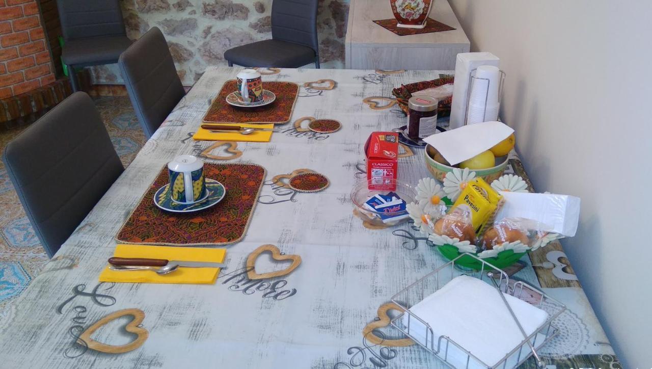 La Casina Gialla Villa Veroli Dış mekan fotoğraf